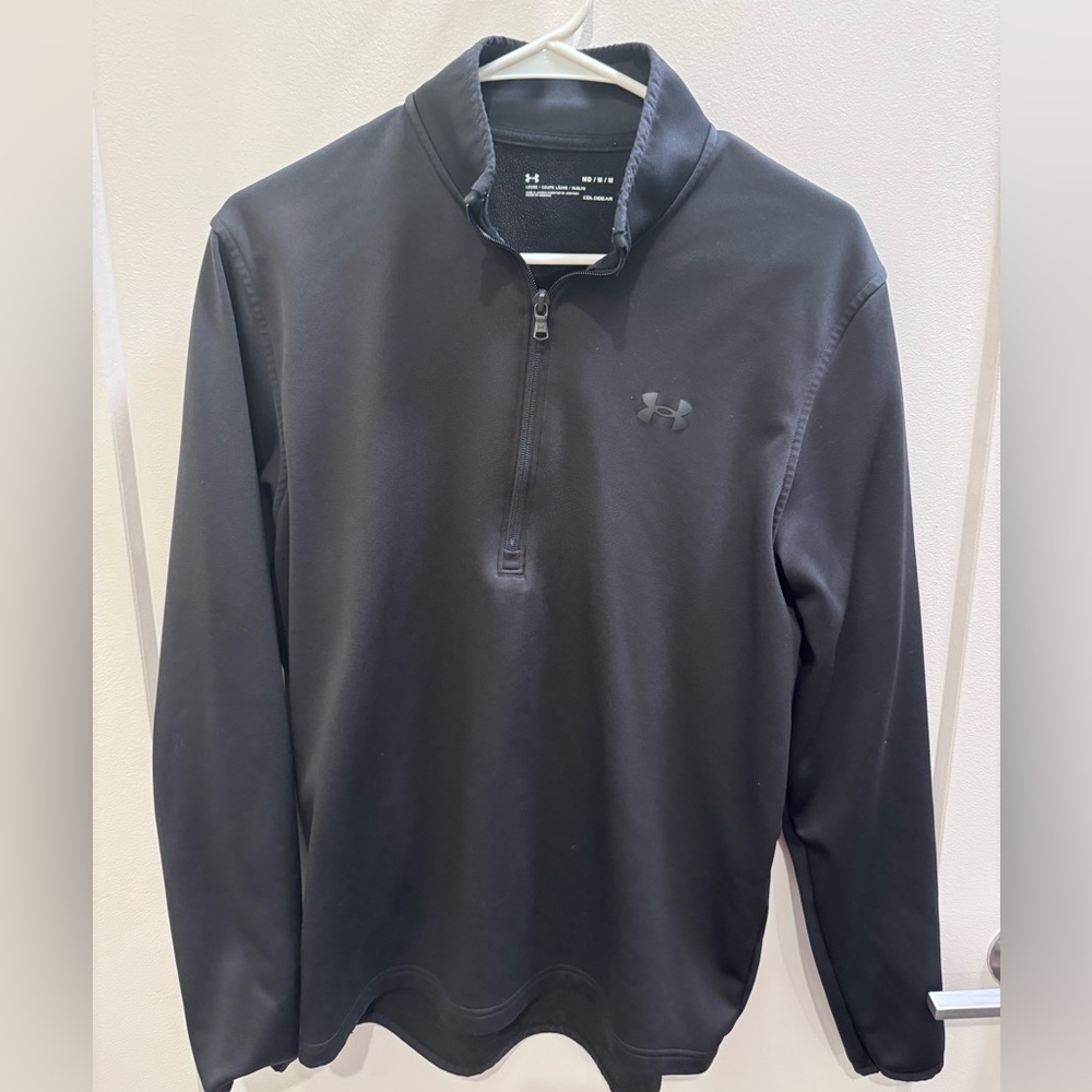 Mens Under Armour 1/4 Zip medium
